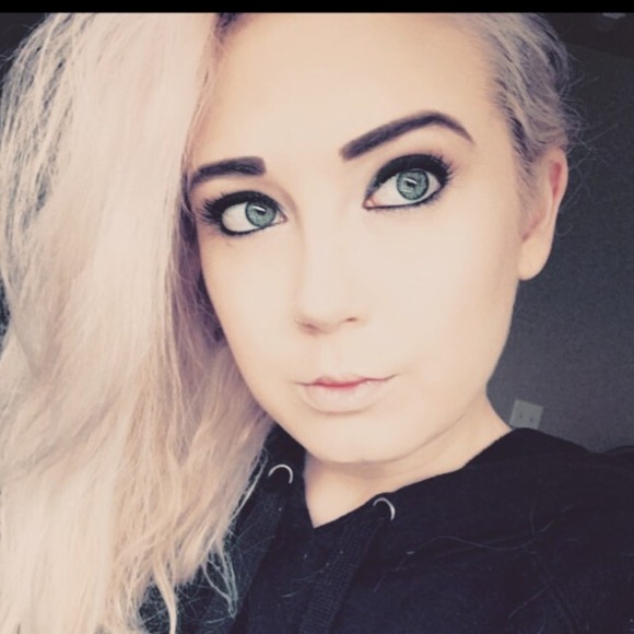 mollynoesen